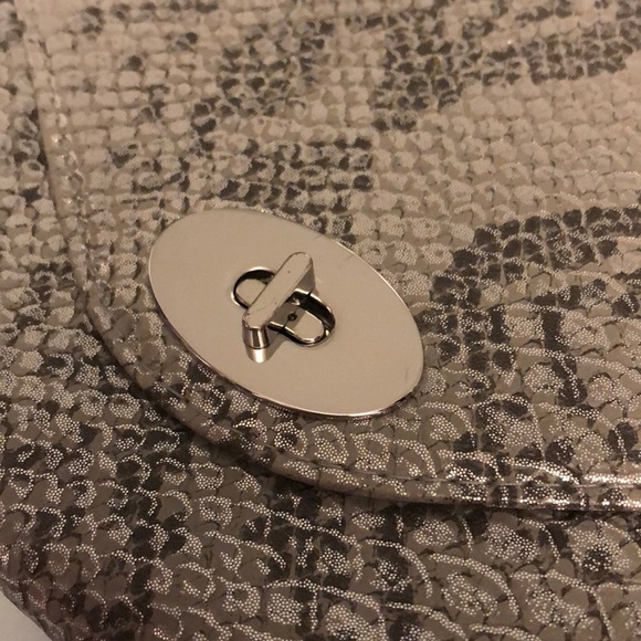 H&M Silver Snakeskin Clutch - Picture 9 of 10
